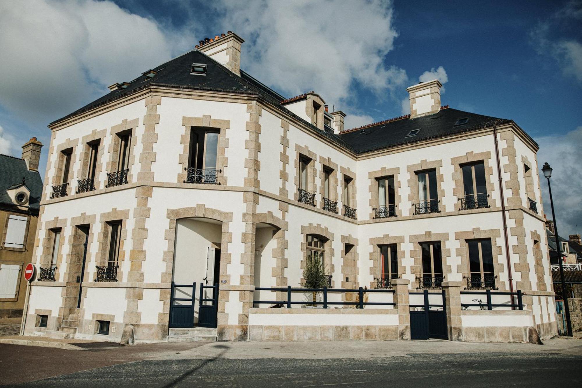 Le Mora Hotes Barfleur Exterior photo